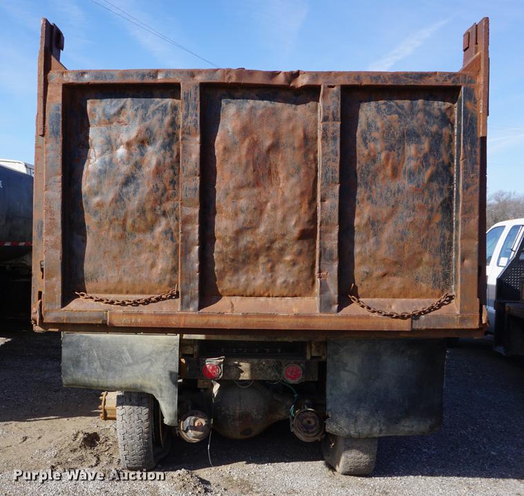 image for item DB0379 1986 Ford 9000 dump truck