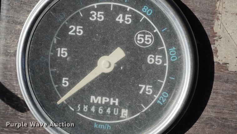 image for item DB0379 1986 Ford 9000 dump truck