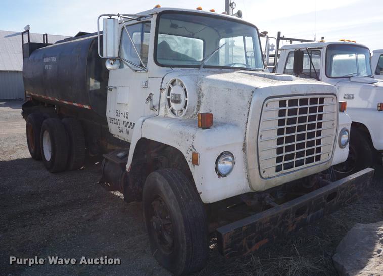 image for item DB0380 1973 Ford 9000 water truck
