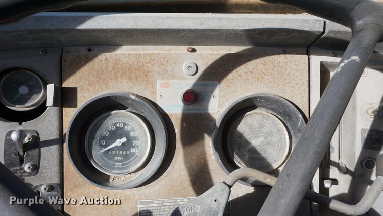 image for item DB0380 1973 Ford 9000 water truck