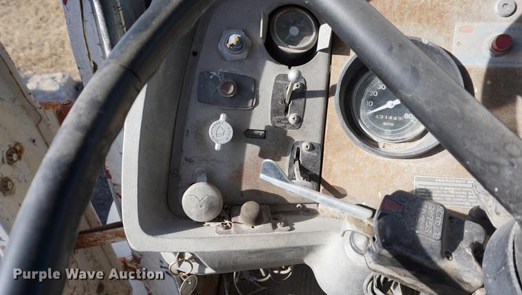 image for item DB0380 1973 Ford 9000 water truck