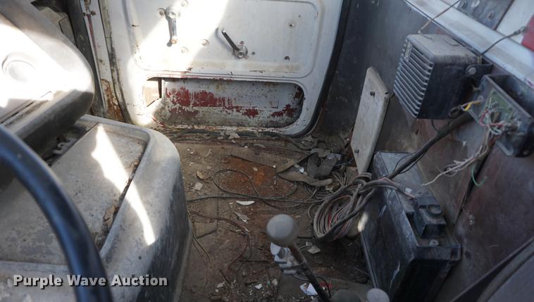 image for item DB0380 1973 Ford 9000 water truck