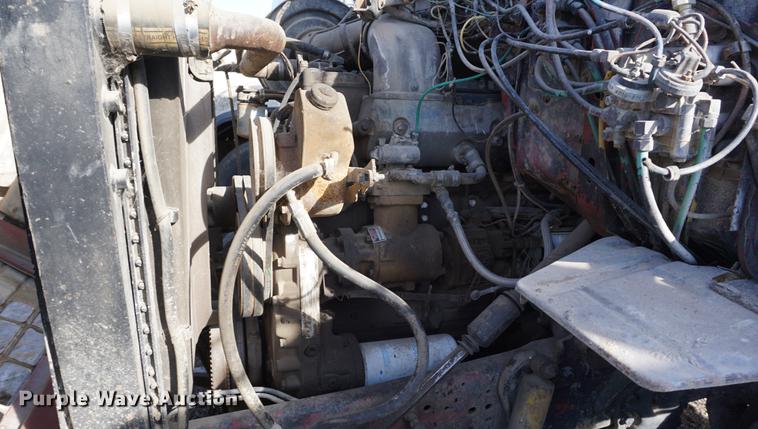 image for item DB0380 1973 Ford 9000 water truck