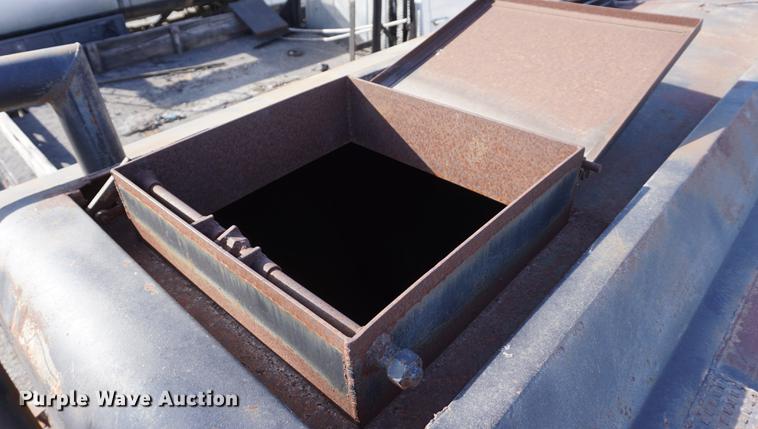 image for item DB0380 1973 Ford 9000 water truck