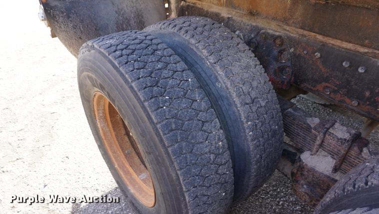 image for item DB0380 1973 Ford 9000 water truck