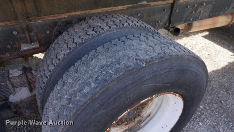 image for item DB0380 1973 Ford 9000 water truck