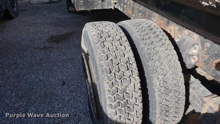 image for item DB0380 1973 Ford 9000 water truck