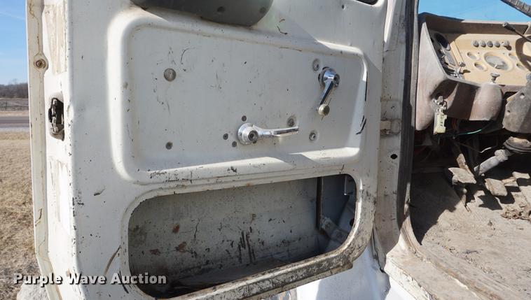 image for item DB0381 1981 Ford 8000 tank truck