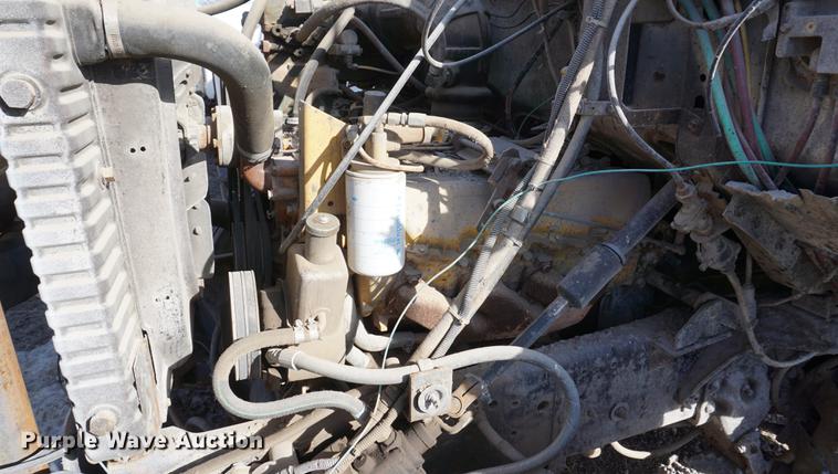 image for item DB0381 1981 Ford 8000 tank truck