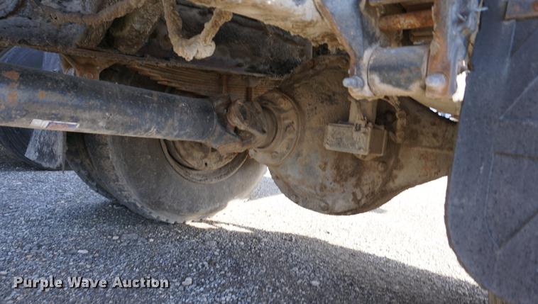 image for item DB0381 1981 Ford 8000 tank truck