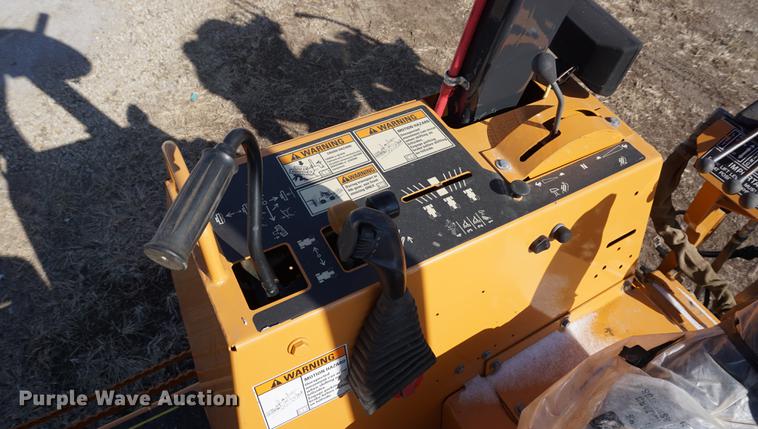 image for item DB0423 2006 Astec RT960 vibratory cable plow