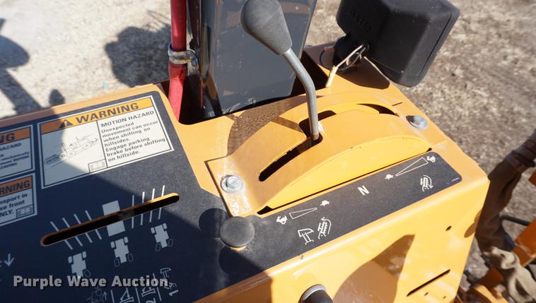 image for item DB0423 2006 Astec RT960 vibratory cable plow