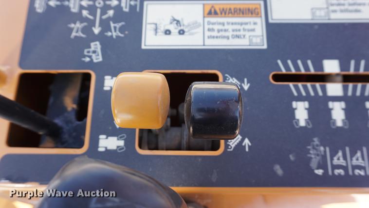 image for item DB0423 2006 Astec RT960 vibratory cable plow