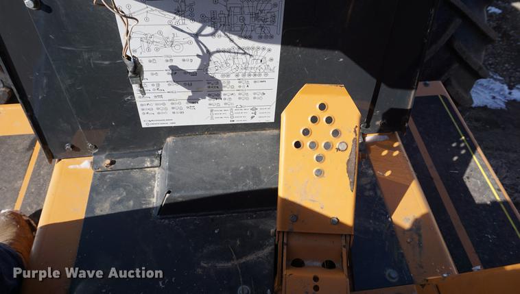 image for item DB0423 2006 Astec RT960 vibratory cable plow