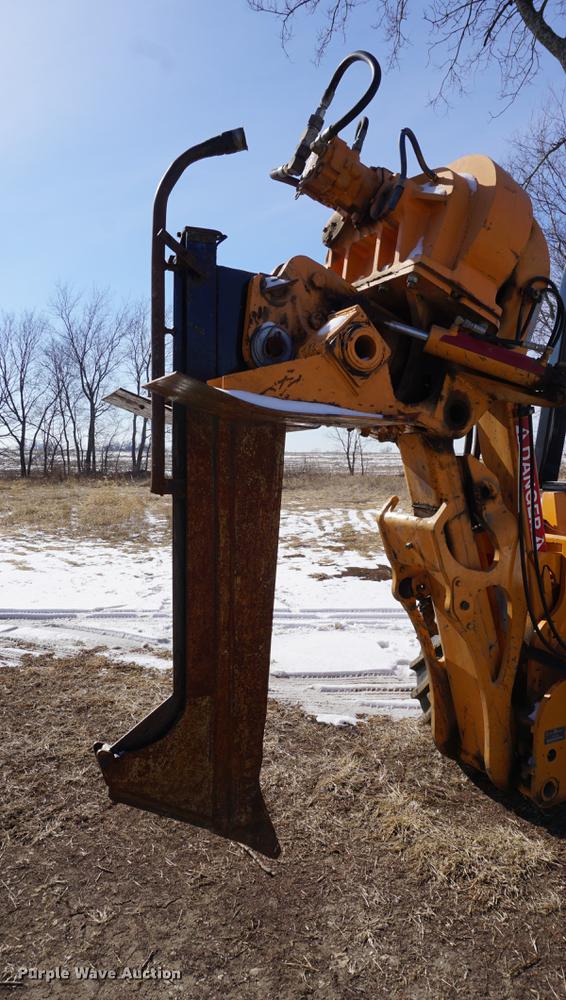 image for item DB0423 2006 Astec RT960 vibratory cable plow