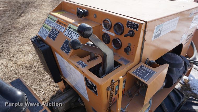 image for item DB0424 2002 Case Maxi Sneaker Series C vibratory cable plow