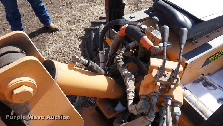 image for item DB0424 2002 Case Maxi Sneaker Series C vibratory cable plow