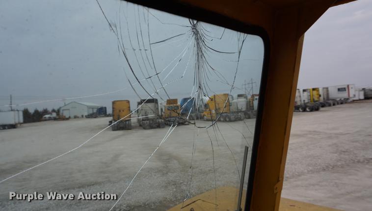 image for item DB0440 1973 John Deere JD860A elevating scraper