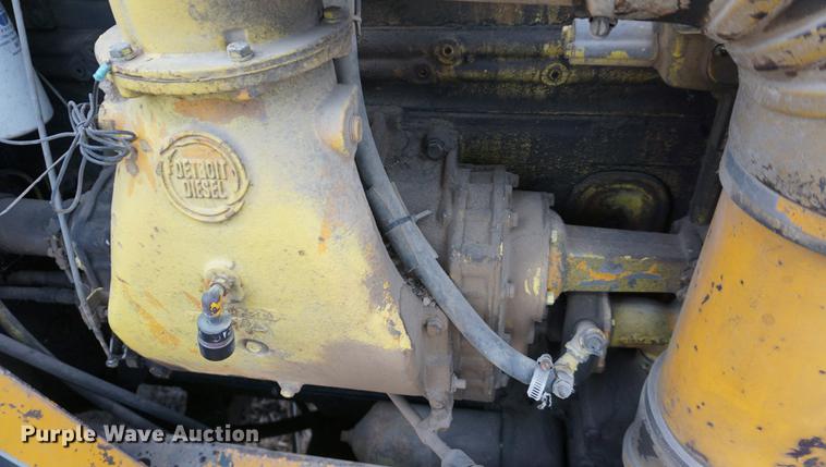 image for item DB0440 1973 John Deere JD860A elevating scraper