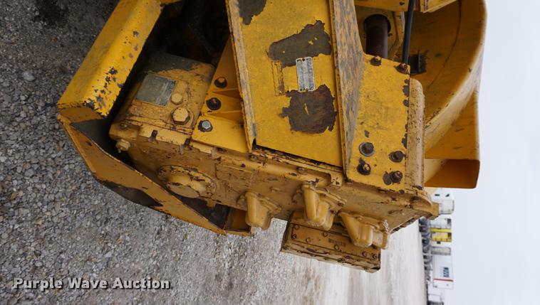 image for item DB0440 1973 John Deere JD860A elevating scraper