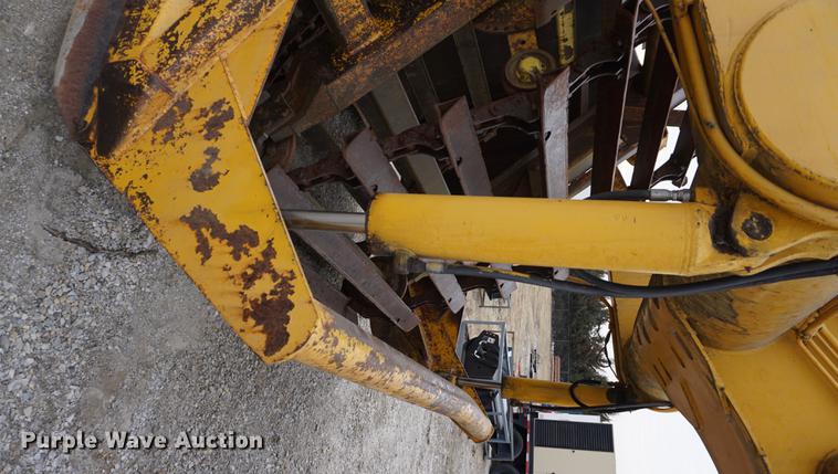 image for item DB0440 1973 John Deere JD860A elevating scraper