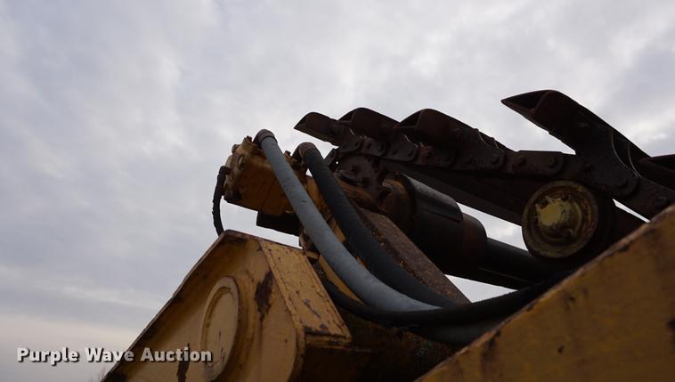 image for item DB0440 1973 John Deere JD860A elevating scraper