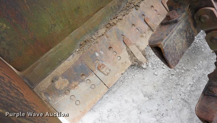 image for item DB0440 1973 John Deere JD860A elevating scraper