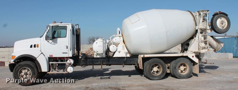image for item DB5115 2002 Sterling L9500 ready mix truck
