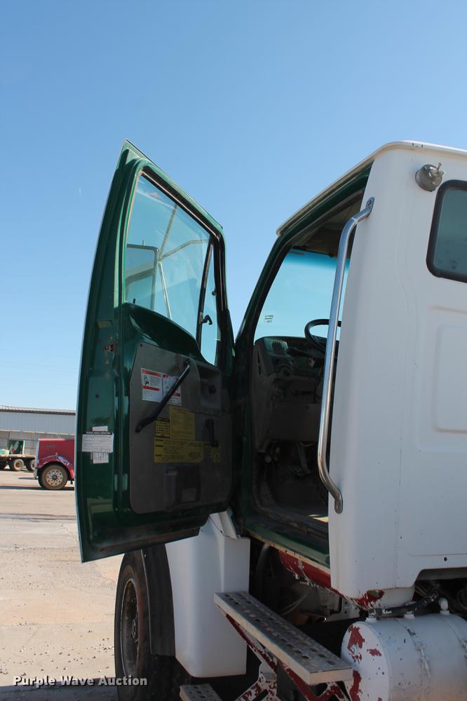 image for item DB5115 2002 Sterling L9500 ready mix truck