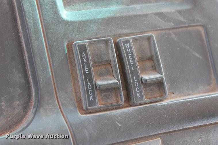 image for item DB5115 2002 Sterling L9500 ready mix truck