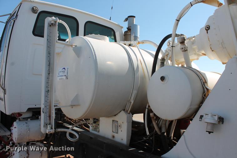 image for item DB5115 2002 Sterling L9500 ready mix truck