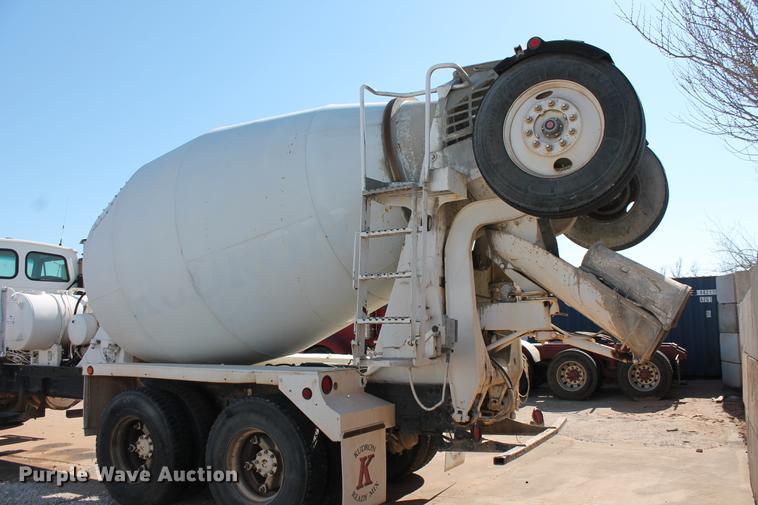 image for item DB5115 2002 Sterling L9500 ready mix truck