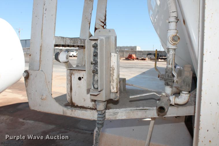 image for item DB5115 2002 Sterling L9500 ready mix truck