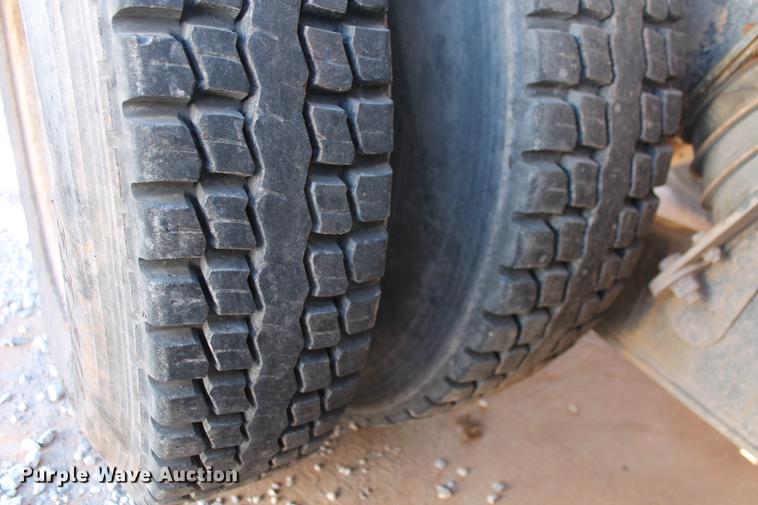 image for item DB5115 2002 Sterling L9500 ready mix truck