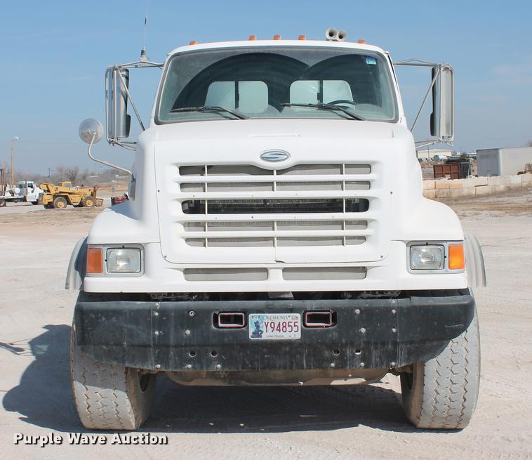 image for item DB5116 2002 Sterling L9500 ready mix truck