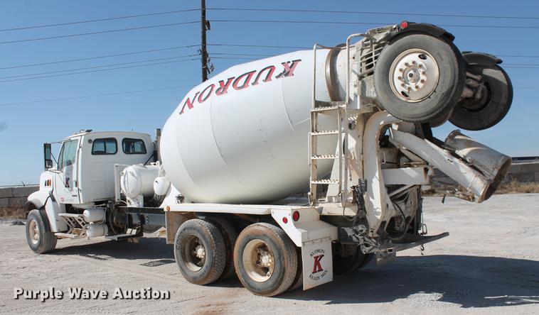 image for item DB5116 2002 Sterling L9500 ready mix truck