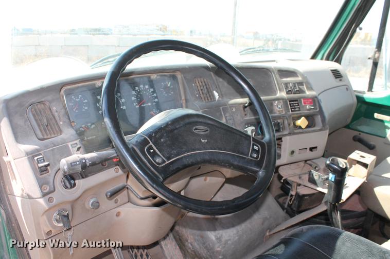 image for item DB5116 2002 Sterling L9500 ready mix truck