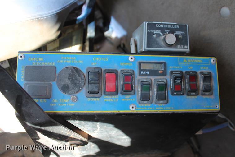 image for item DB5116 2002 Sterling L9500 ready mix truck