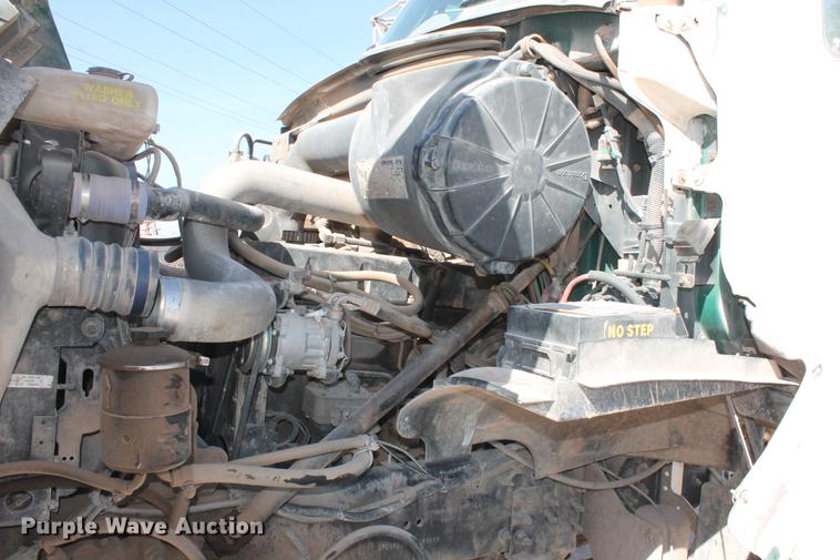 image for item DB5116 2002 Sterling L9500 ready mix truck