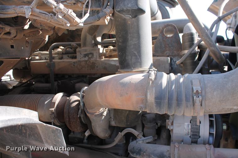 image for item DB5116 2002 Sterling L9500 ready mix truck