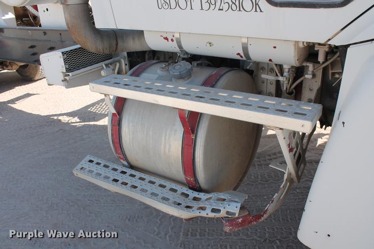 image for item DB5116 2002 Sterling L9500 ready mix truck