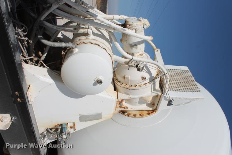 image for item DB5116 2002 Sterling L9500 ready mix truck