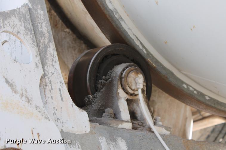 image for item DB5116 2002 Sterling L9500 ready mix truck