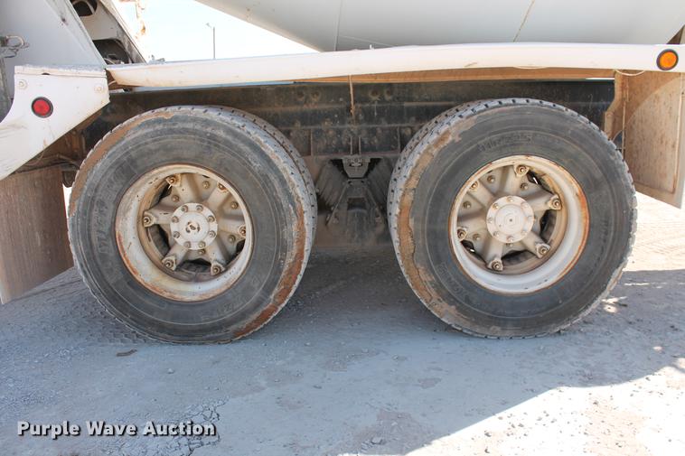 image for item DB5116 2002 Sterling L9500 ready mix truck