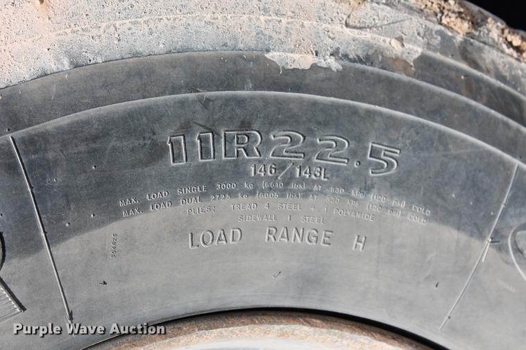 image for item DB5116 2002 Sterling L9500 ready mix truck