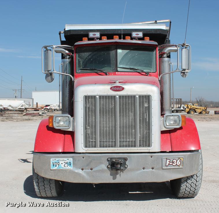 image for item DB5117 2006 Peterbilt 357 dump truck