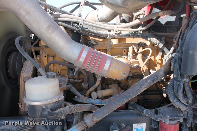 image for item DB5117 2006 Peterbilt 357 dump truck