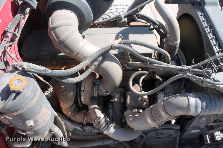 image for item DB5117 2006 Peterbilt 357 dump truck