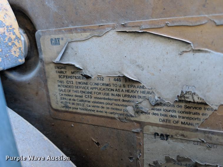 image for item DB5117 2006 Peterbilt 357 dump truck