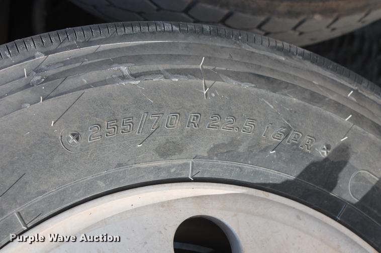 image for item DB5117 2006 Peterbilt 357 dump truck